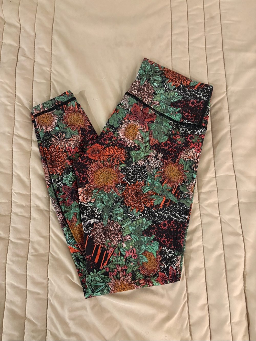 Lululemon Floral Wunder Under Leggings 25”